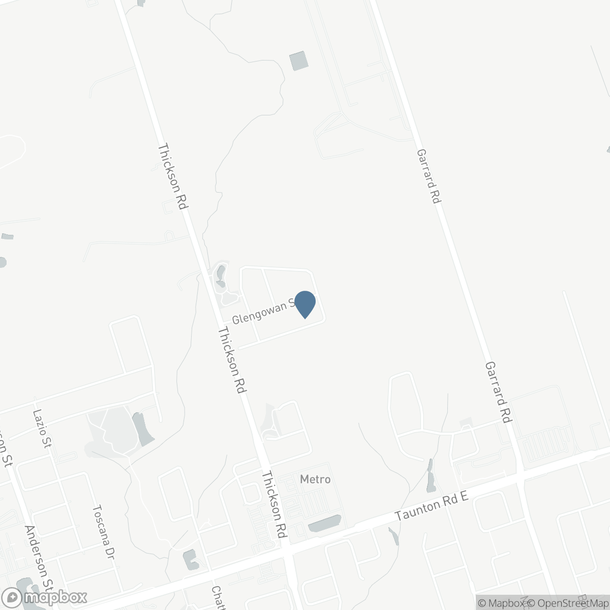 39 GLENGOWAN STREET, Whitby, Ontario L1R 0K9